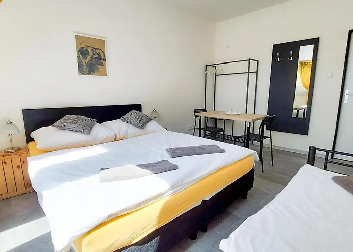 منزل للإقامة Beautiful Attic R3 براغ